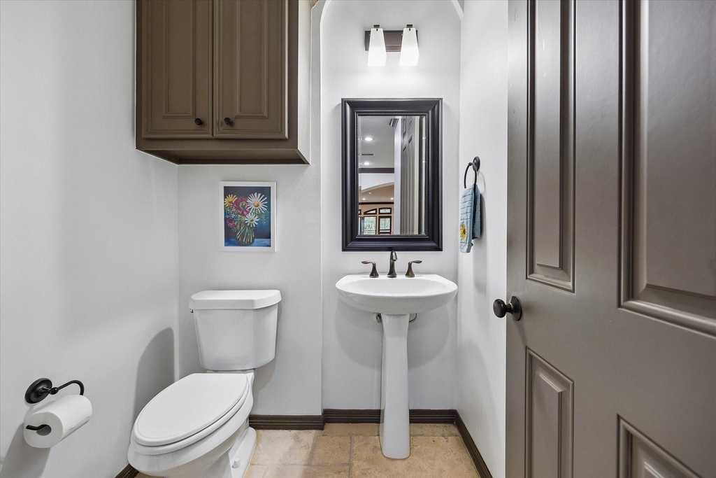 402 Roy Street - Photo 22