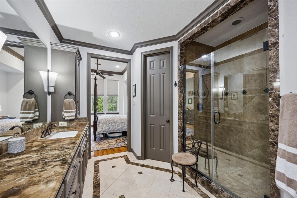 402 Roy Street - Photo 29