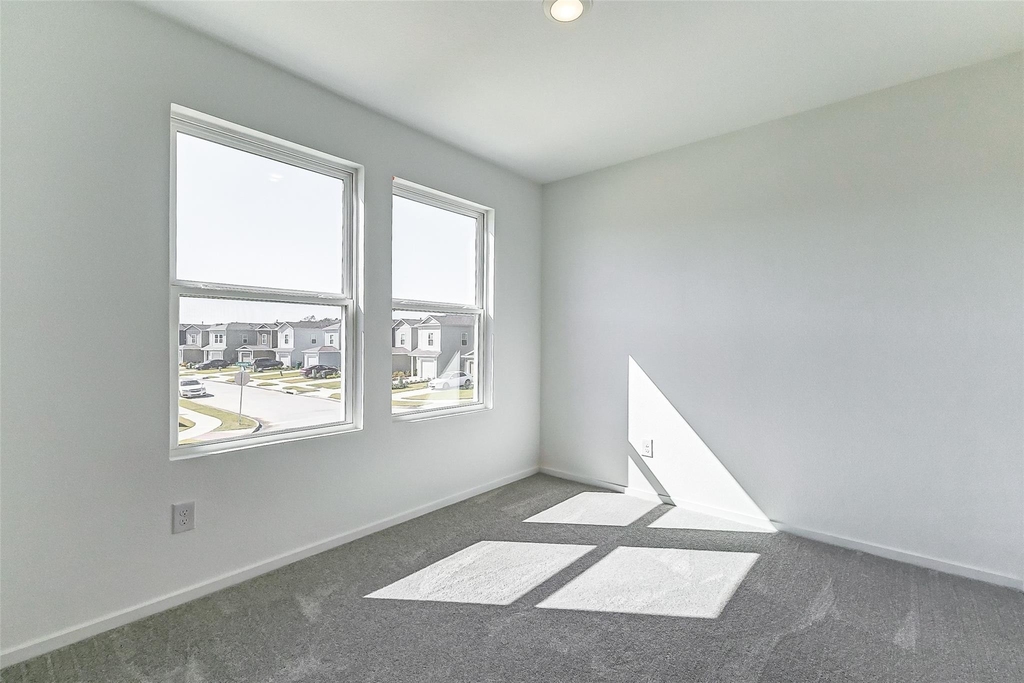 21281 Carosella Drive - Photo 16