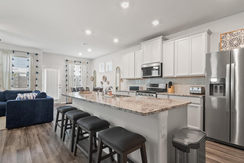 5511 Cuerta Street - Photo 9