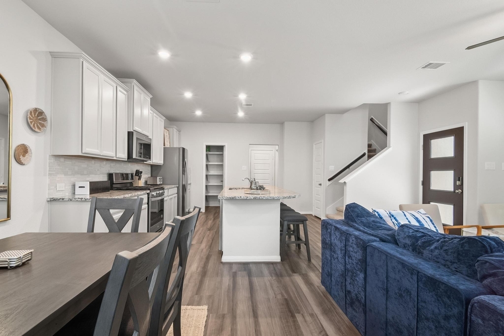 5511 Cuerta Street - Photo 7