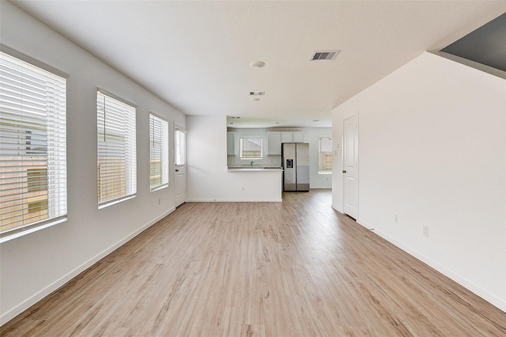 18553 Cepagatti Drive - Photo 4