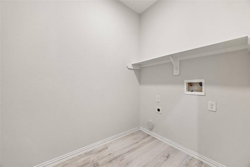 1411 Featherstone Street - Photo 32