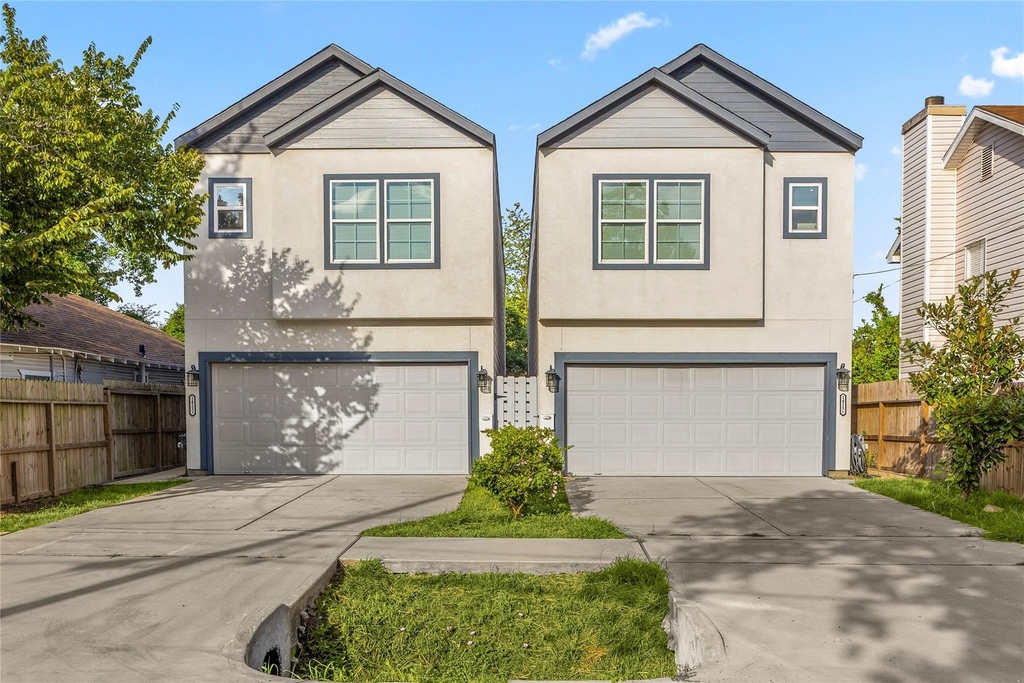 1411 Featherstone Street - Photo 2