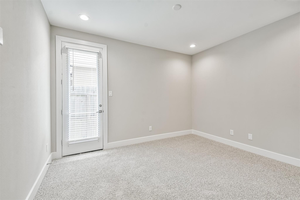 5509 Beall Street - Photo 33
