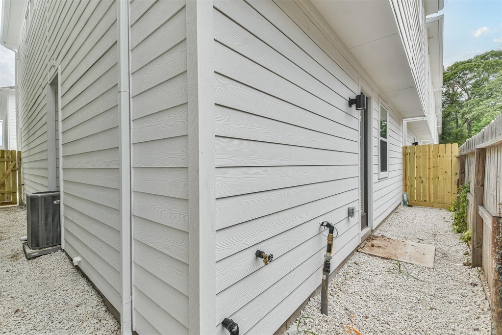 5509 Beall Street - Photo 37