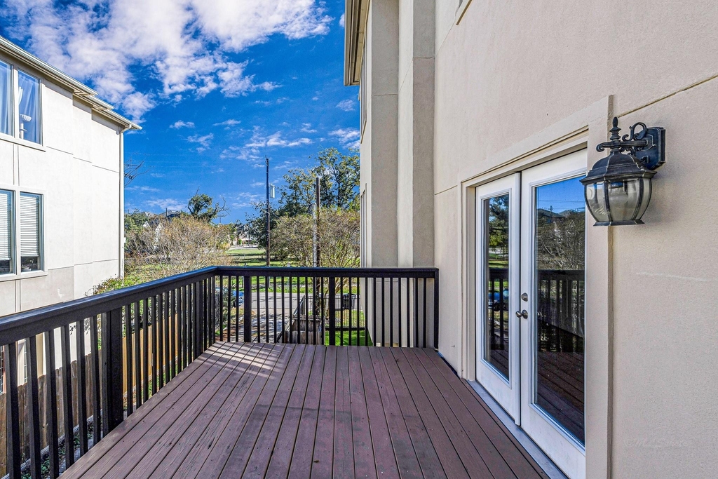 1505 Roy Street - Photo 9