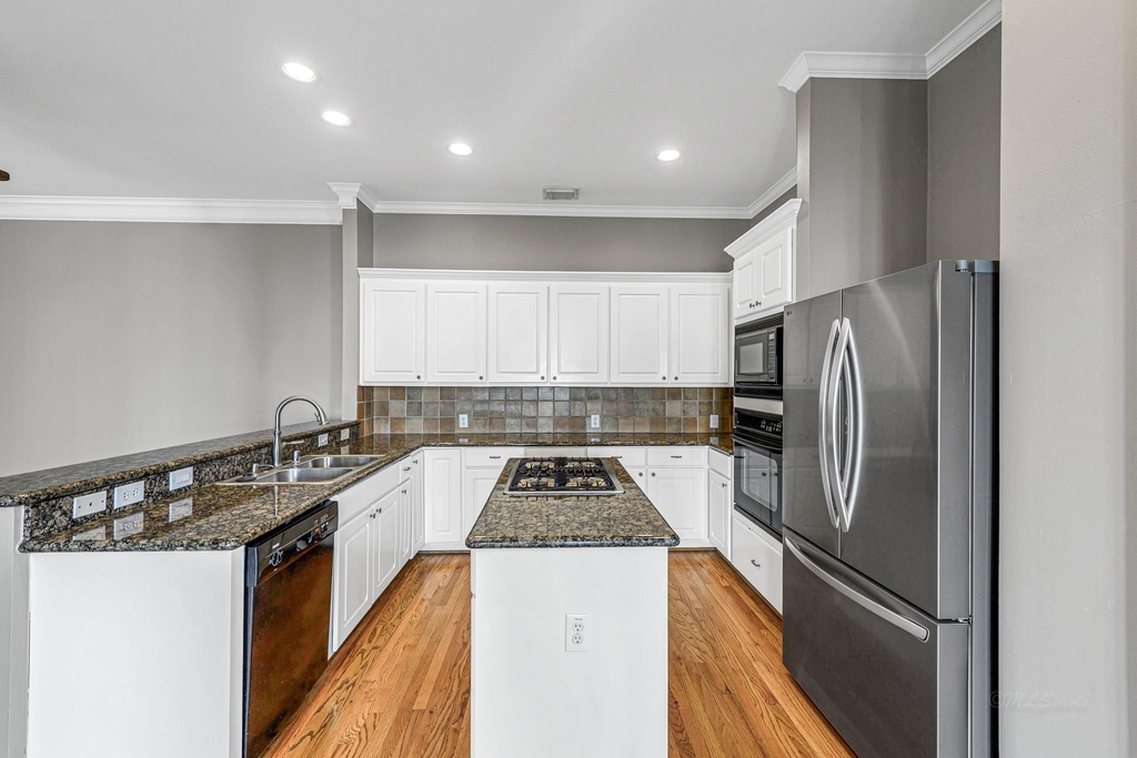 1505 Roy Street - Photo 27