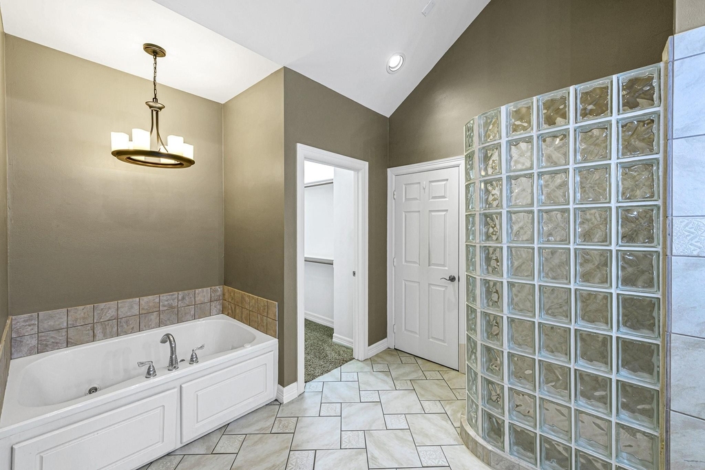1505 Roy Street - Photo 43