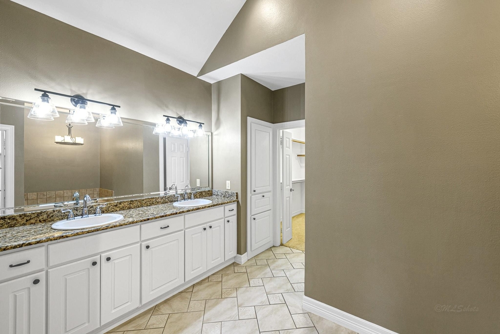 1505 Roy Street - Photo 42