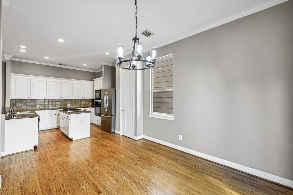1505 Roy Street - Photo 24