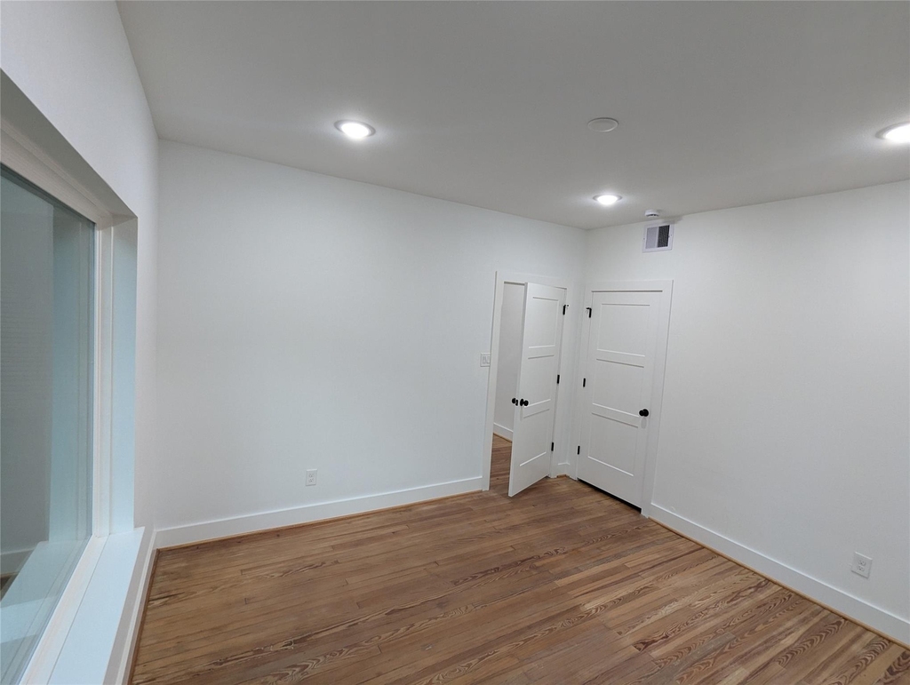 2316 Gentry Street - Photo 5