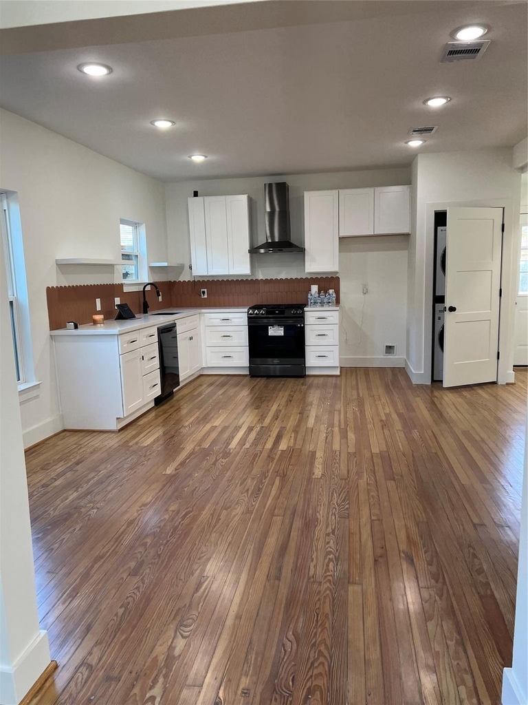 2316 Gentry Street - Photo 3