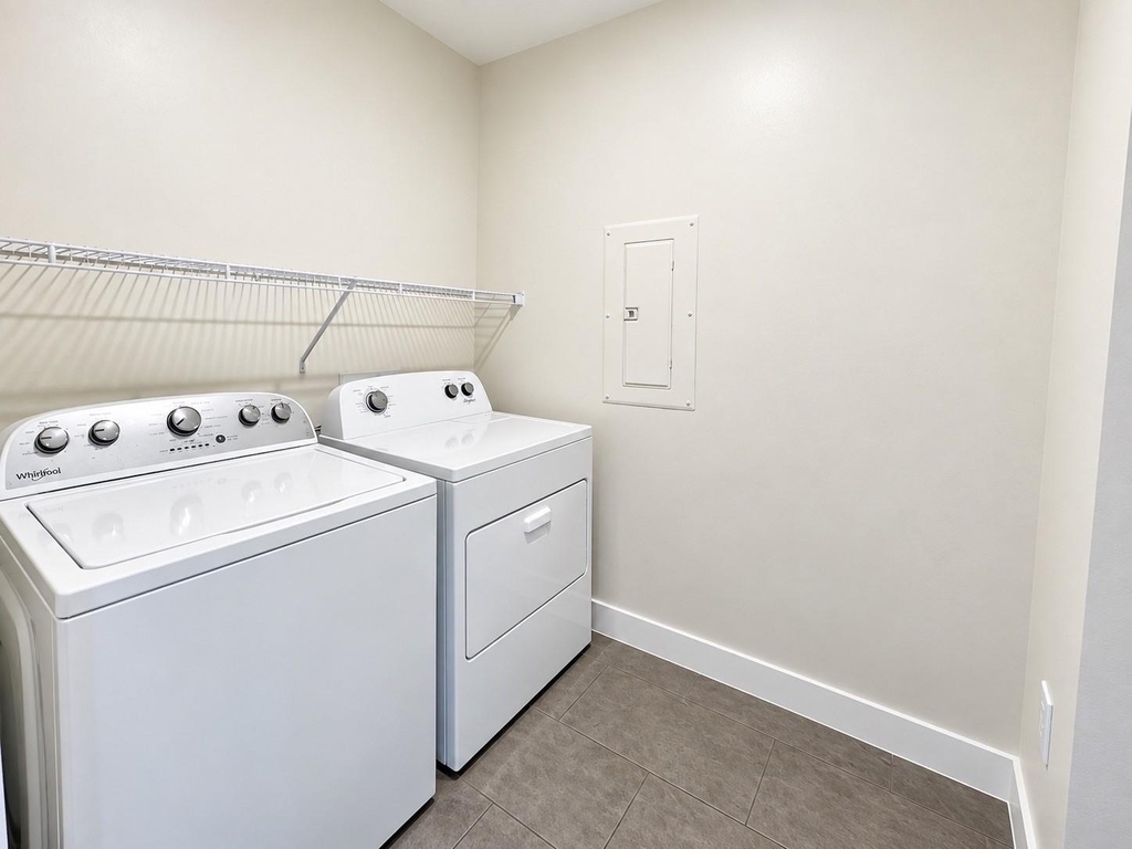3120 Smith Street - Photo 4