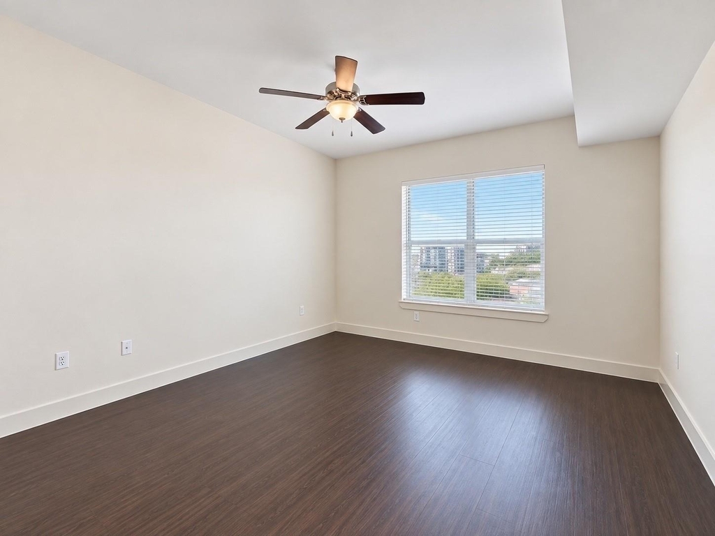3120 Smith Street - Photo 5