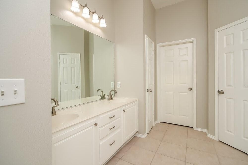 11003 Sentry Court - Photo 13