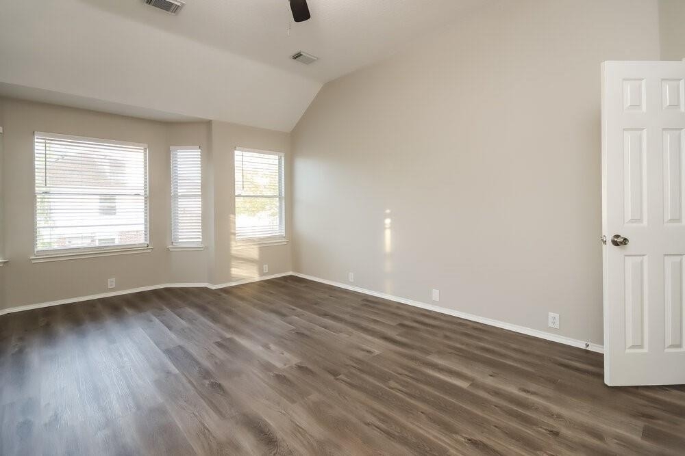 11003 Sentry Court - Photo 9