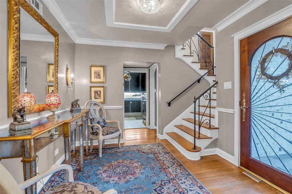 4304 Roseneath Drive - Photo 5