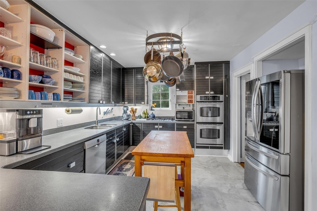 4304 Roseneath Drive - Photo 13