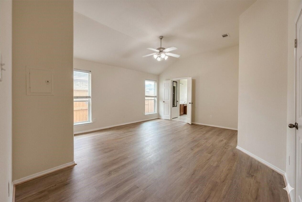 6015 Ida Rose Court - Photo 19