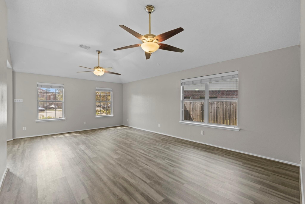9606 Babbling Spring Court - Photo 8