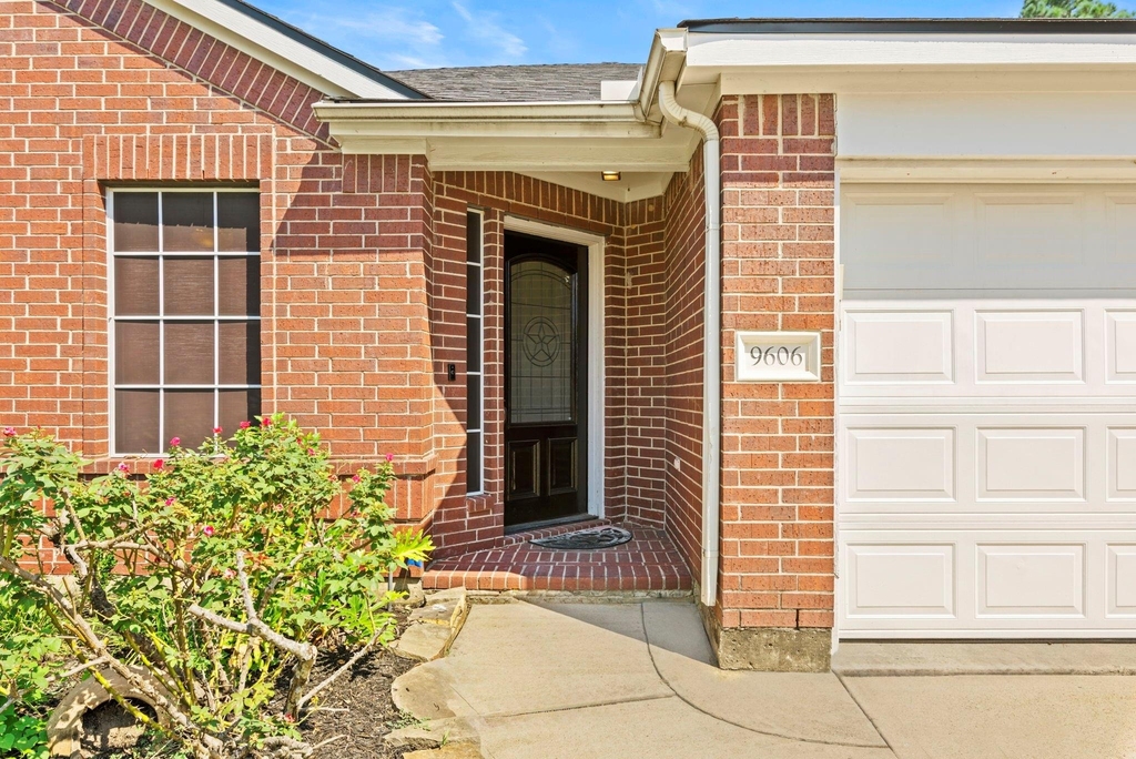 9606 Babbling Spring Court - Photo 2