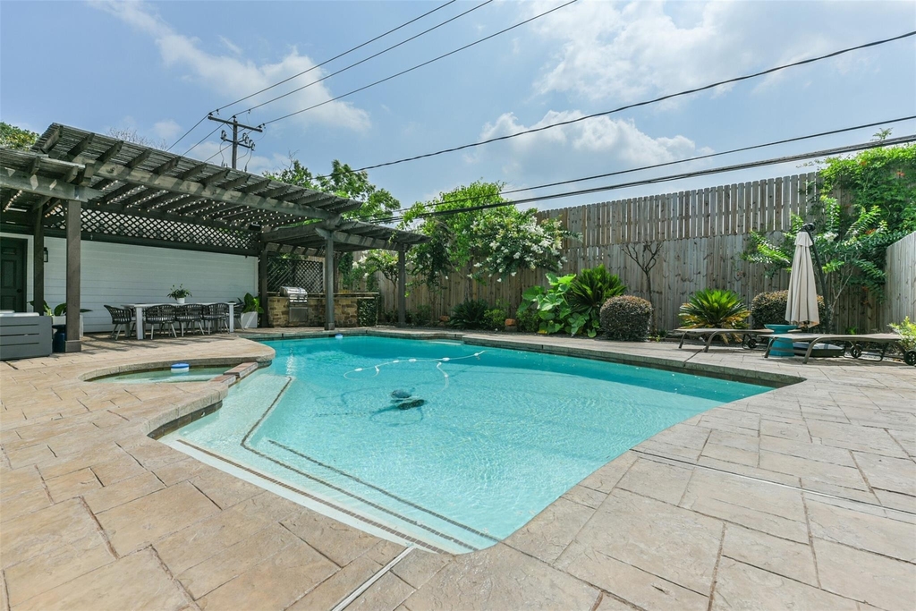 2415 Stoney Brook Drive - Photo 23