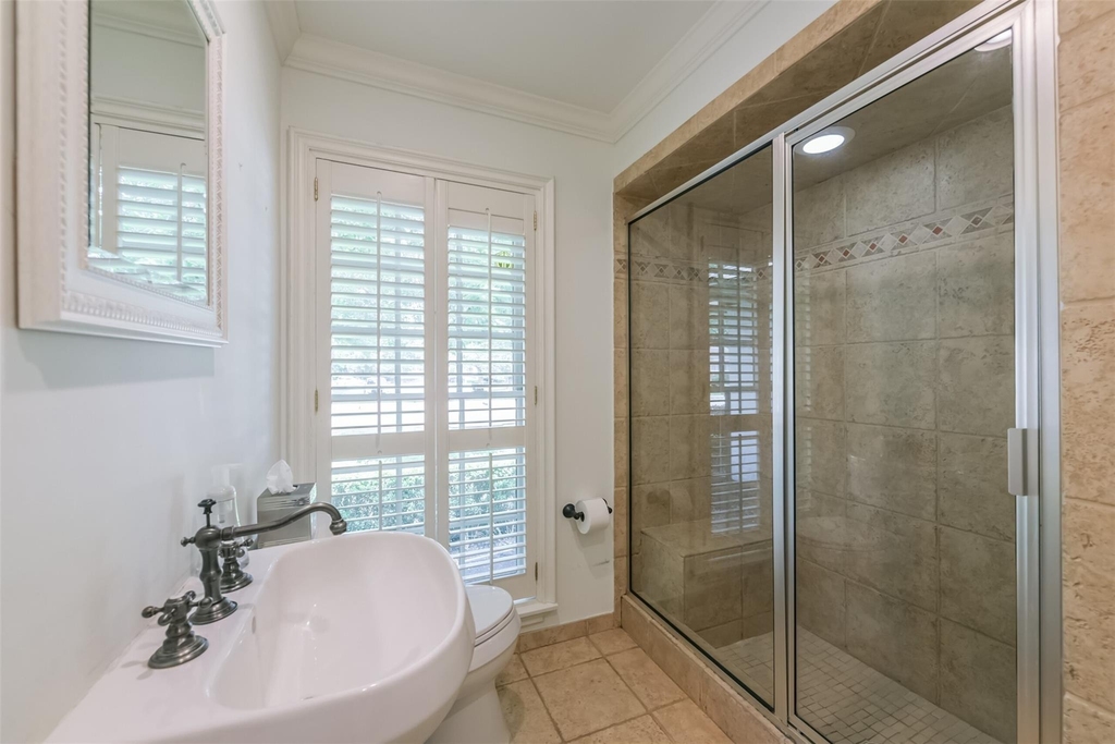 2415 Stoney Brook Drive - Photo 21