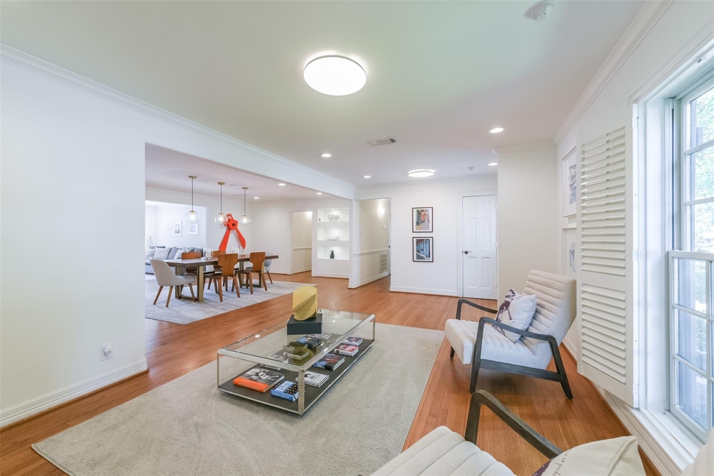 2415 Stoney Brook Drive - Photo 4
