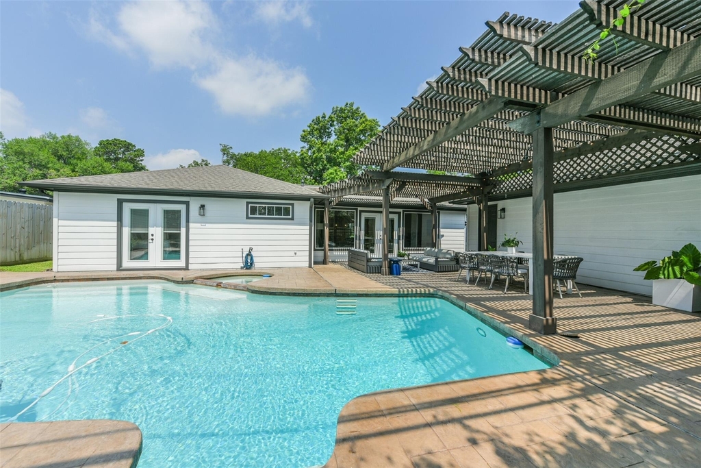 2415 Stoney Brook Drive - Photo 22