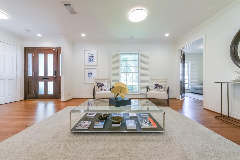 2415 Stoney Brook Drive - Photo 3
