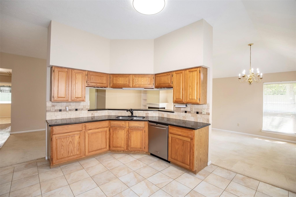 1514 New Cedars Drive - Photo 12