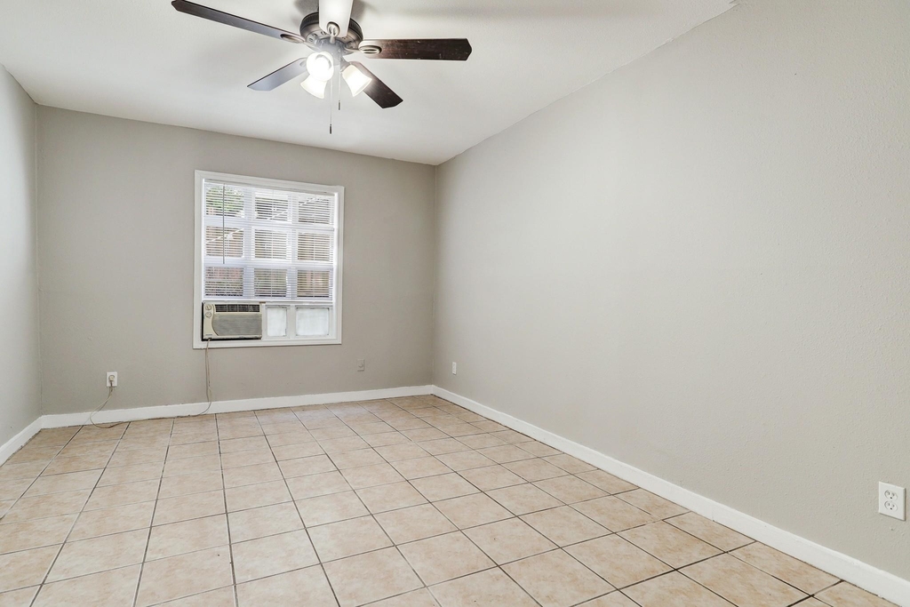 2013 Colquitt Street - Photo 8