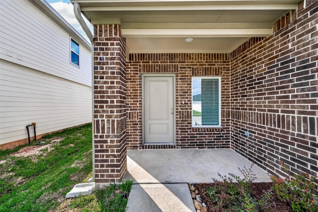 3054 Bloomsbury Terrace Drive - Photo 2