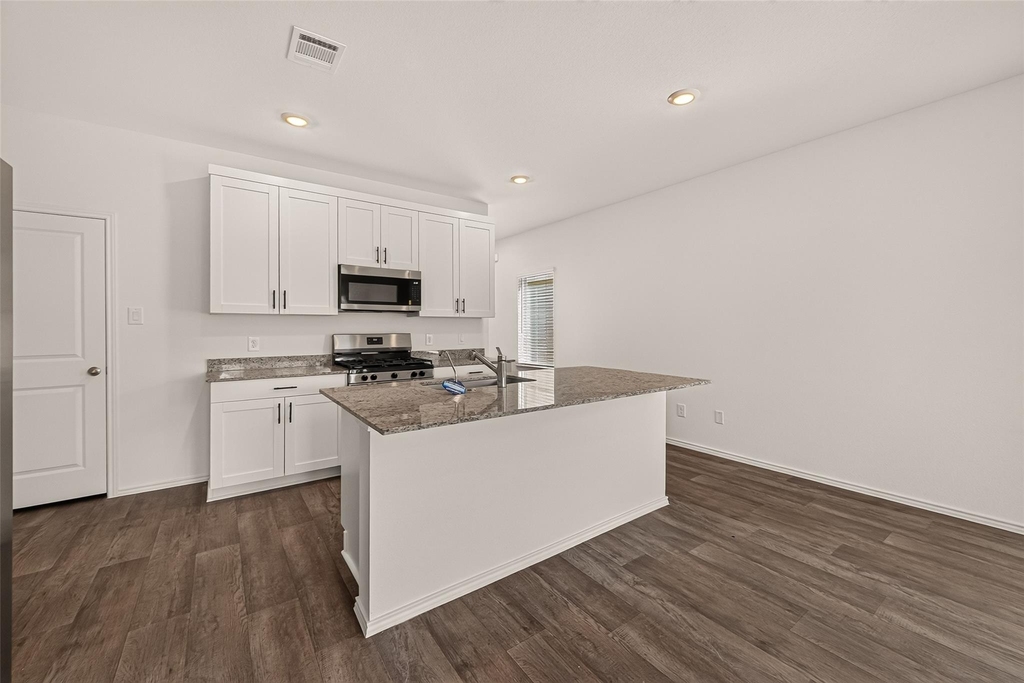 3054 Bloomsbury Terrace Drive - Photo 11
