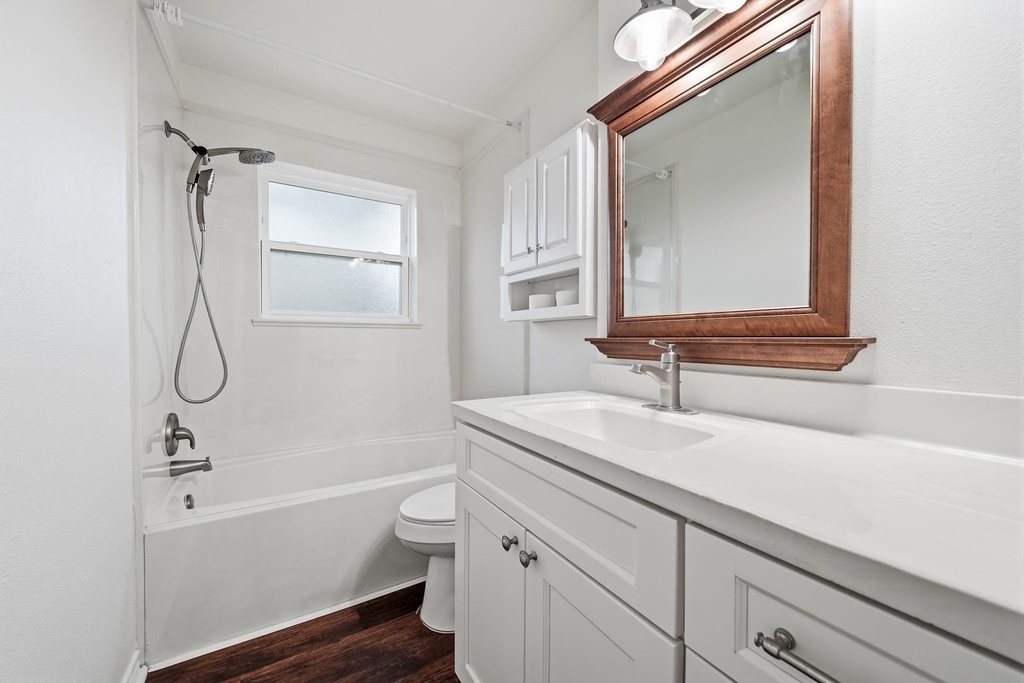 5208 Cunningham Drive - Photo 14