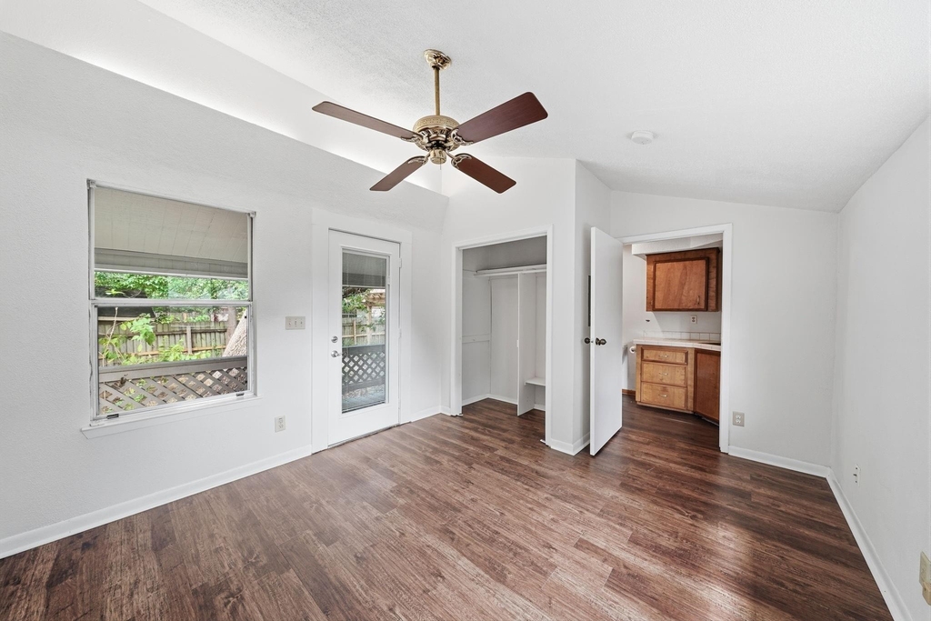 5208 Cunningham Drive - Photo 19