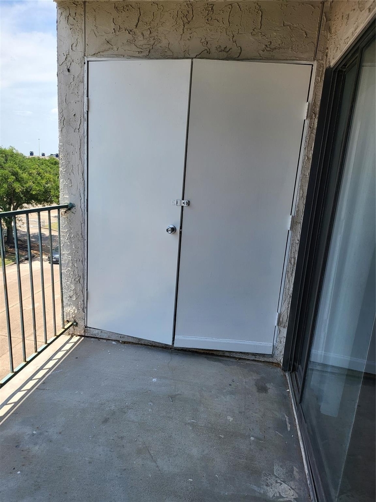 2818 S Bartell Drive - Photo 24