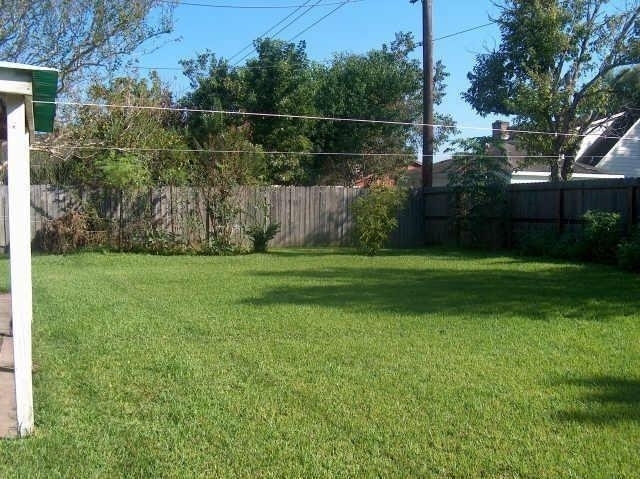 3211 Meadowview Drive - Photo 10
