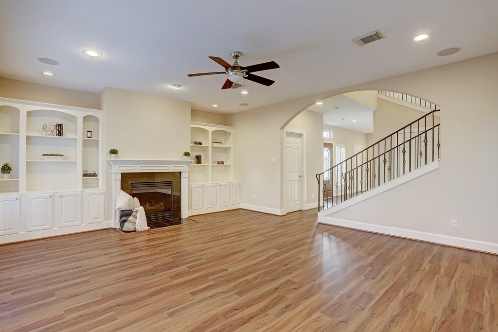 5300 Feagan Street - Photo 4