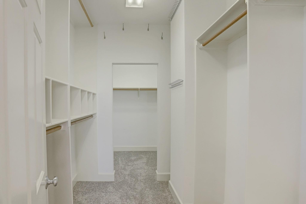 5300 Feagan Street - Photo 18