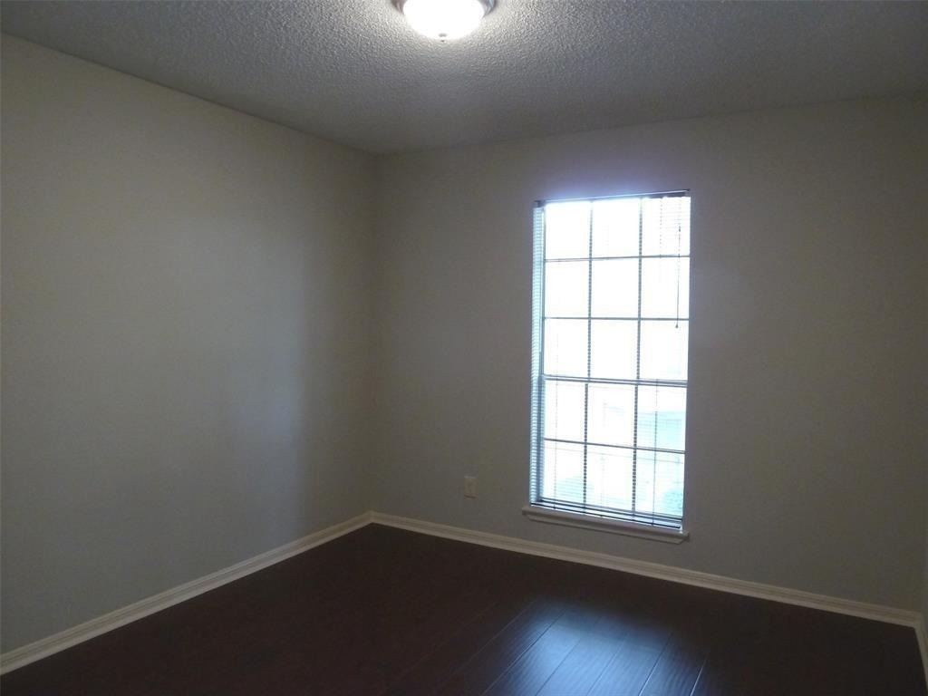 2120 El Paseo Street - Photo 9