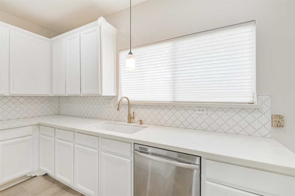 11230 Sunshine Park Drive - Photo 11