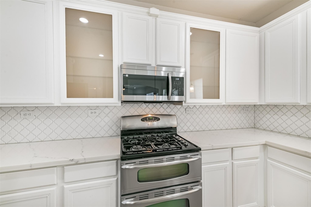 11230 Sunshine Park Drive - Photo 12