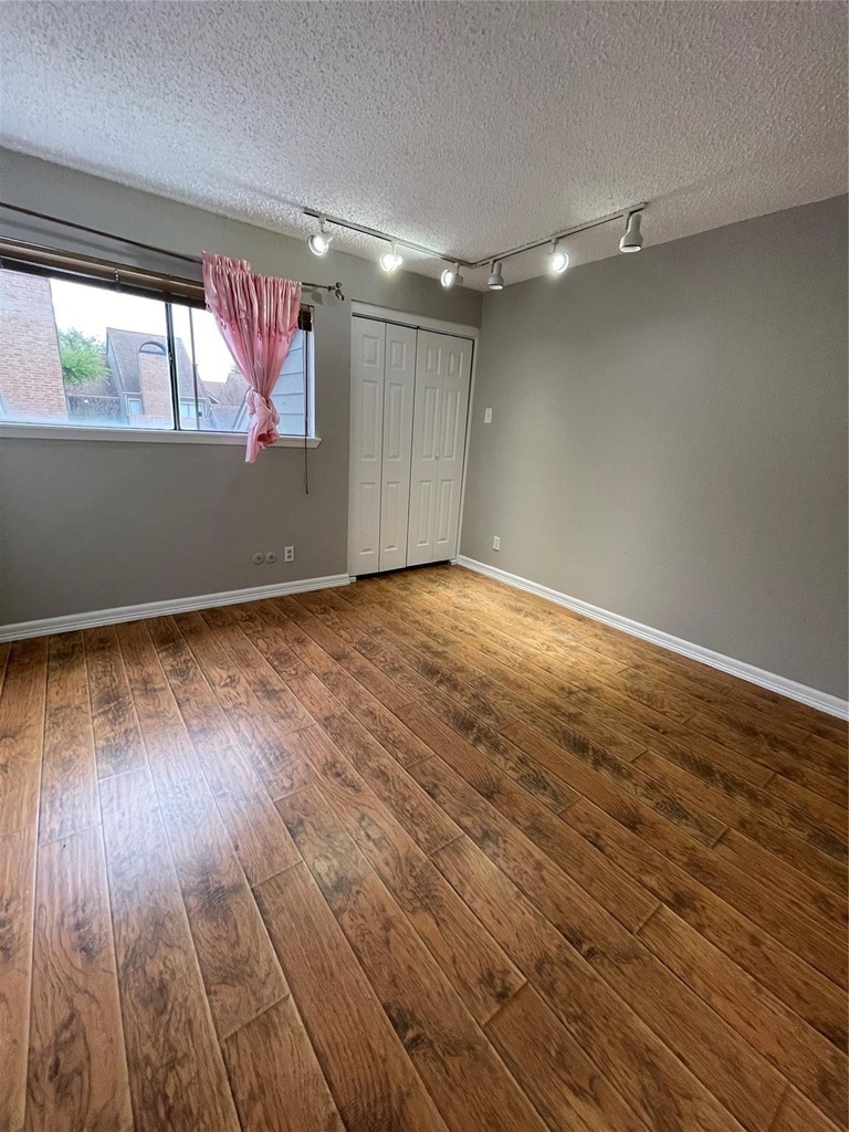 6601 Sands Point Drive - Photo 7