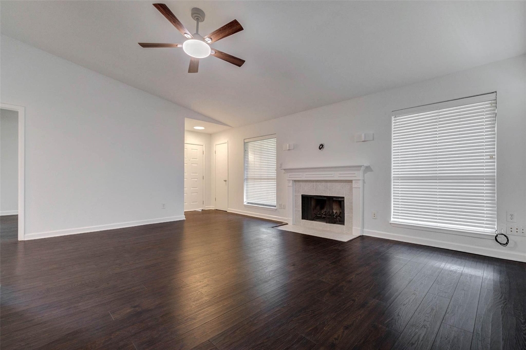 8100 Cambridge Street - Photo 4