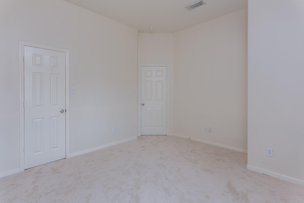 3107 Rosholt Drive - Photo 33