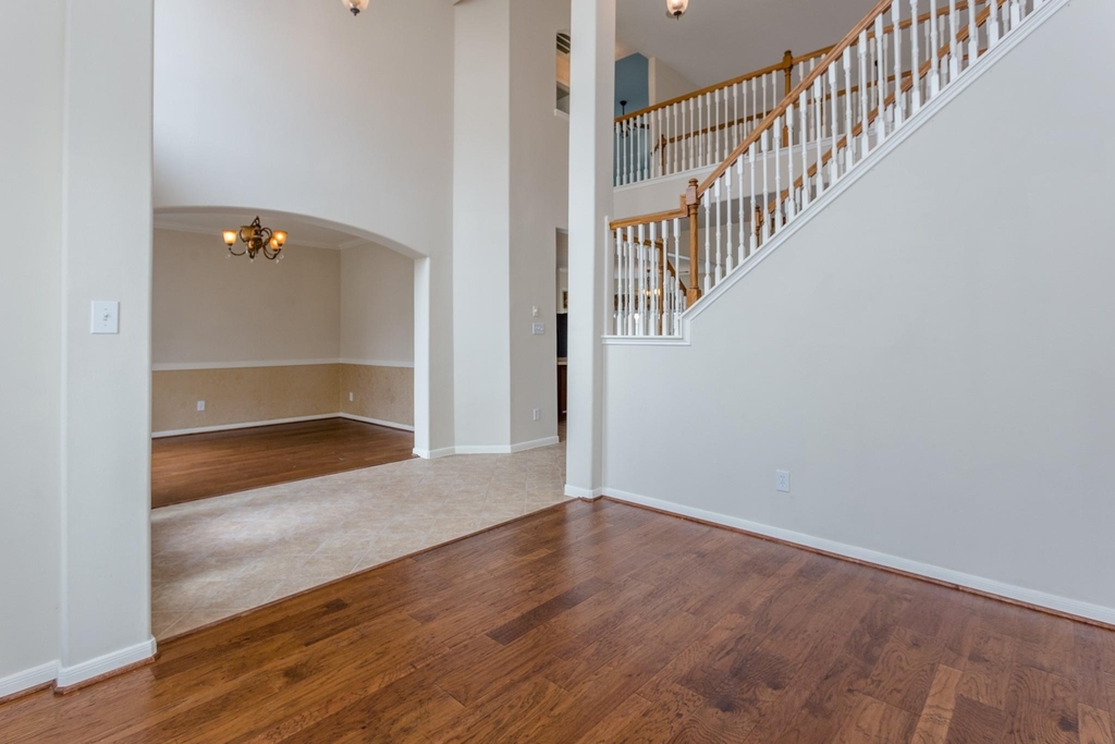 3107 Rosholt Drive - Photo 9