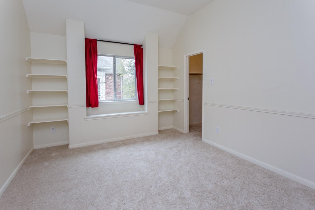 3107 Rosholt Drive - Photo 30