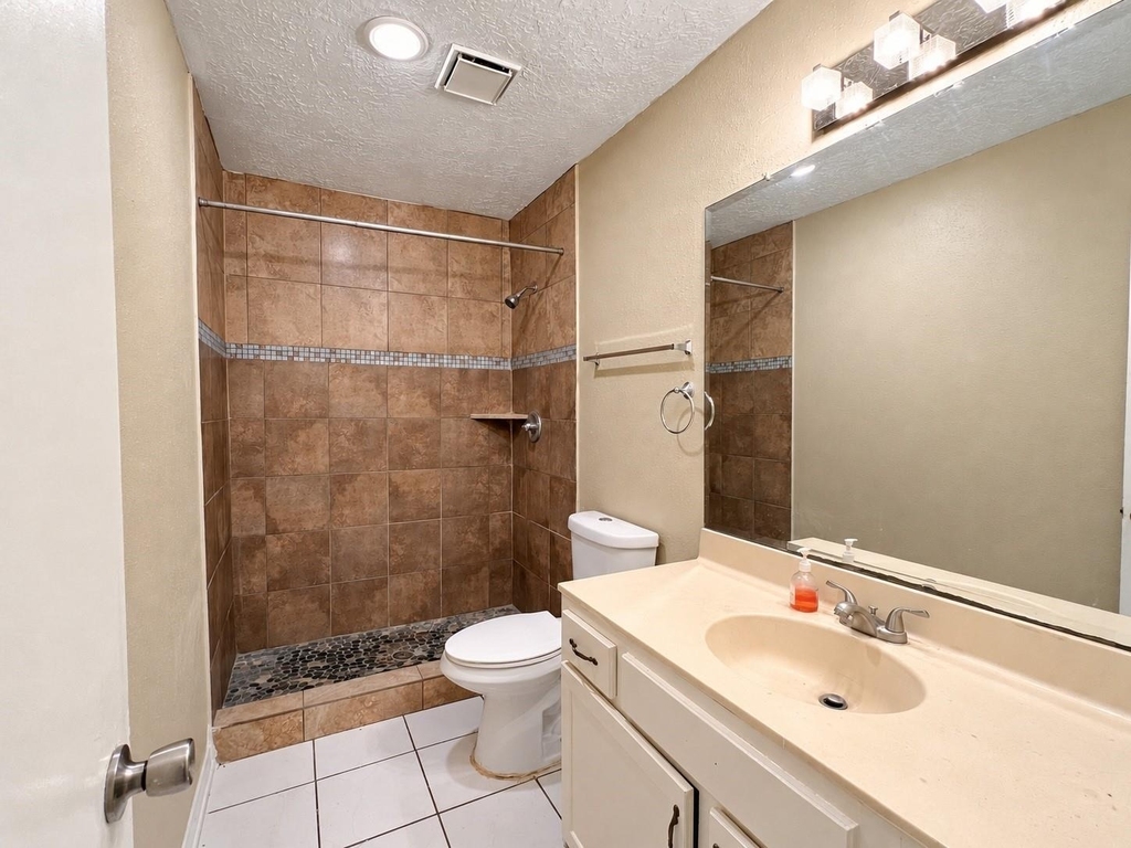11314 Gracechurch Drive - Photo 5